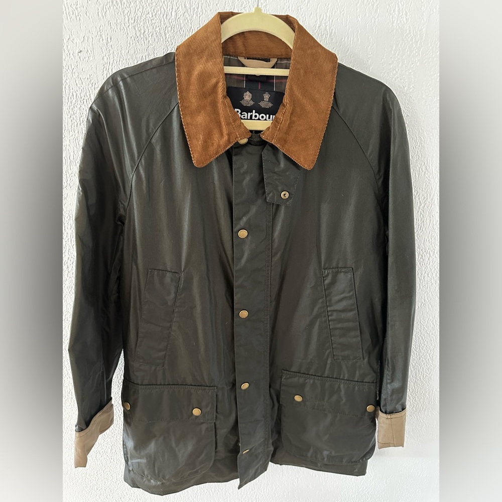 Barbour Women's Ashby lightweight wax Olive Jacket with Tan corduroy Collar